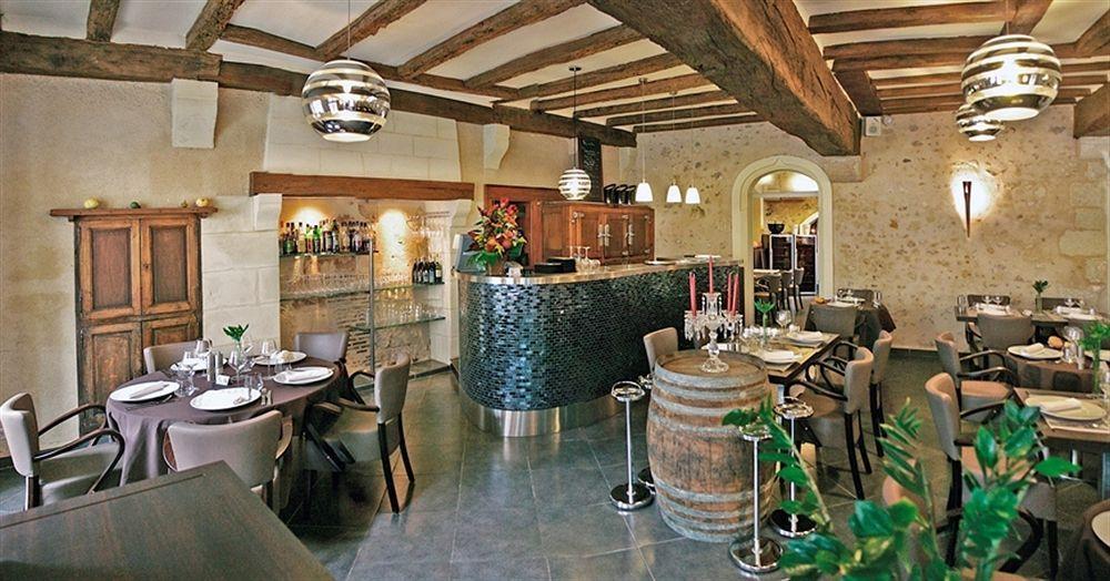 Hotel-Restaurant-Chambre Insolite Spa - Le XII De Luynes Люин Экстерьер фото